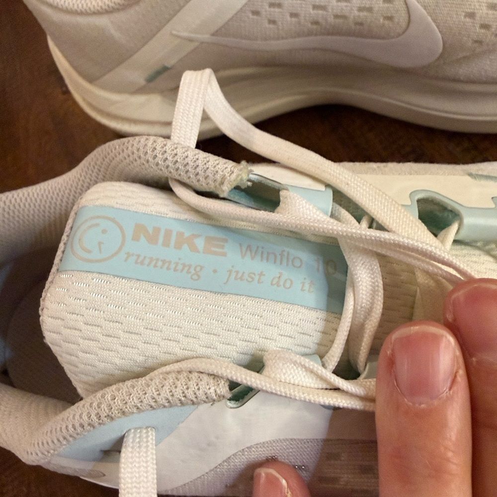 Nike Women's Air Winflo 10 Running Shoes Phantom White Ivory Jade Size 10 - Picture 11 of 11